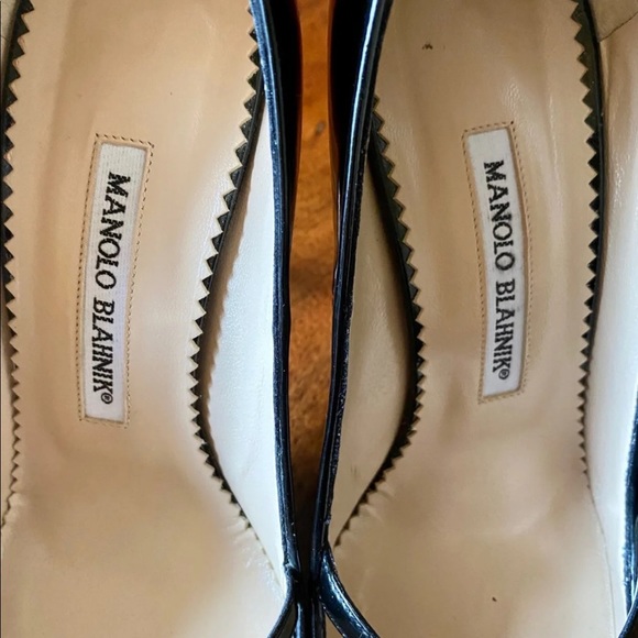 Manolo Blahnik fabulous black patent heels, 37.5 - Picture 4 of 10
